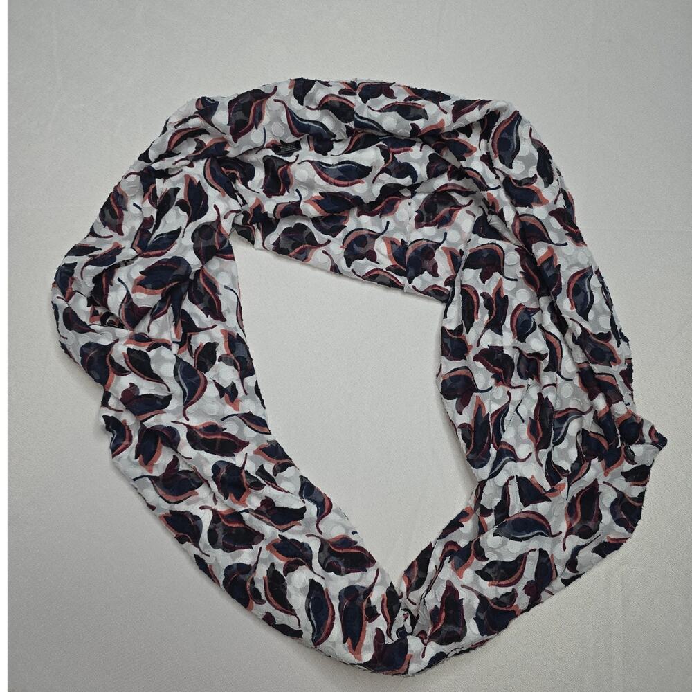 Ann Taylor infinity loop scarf abstract leaf pattern